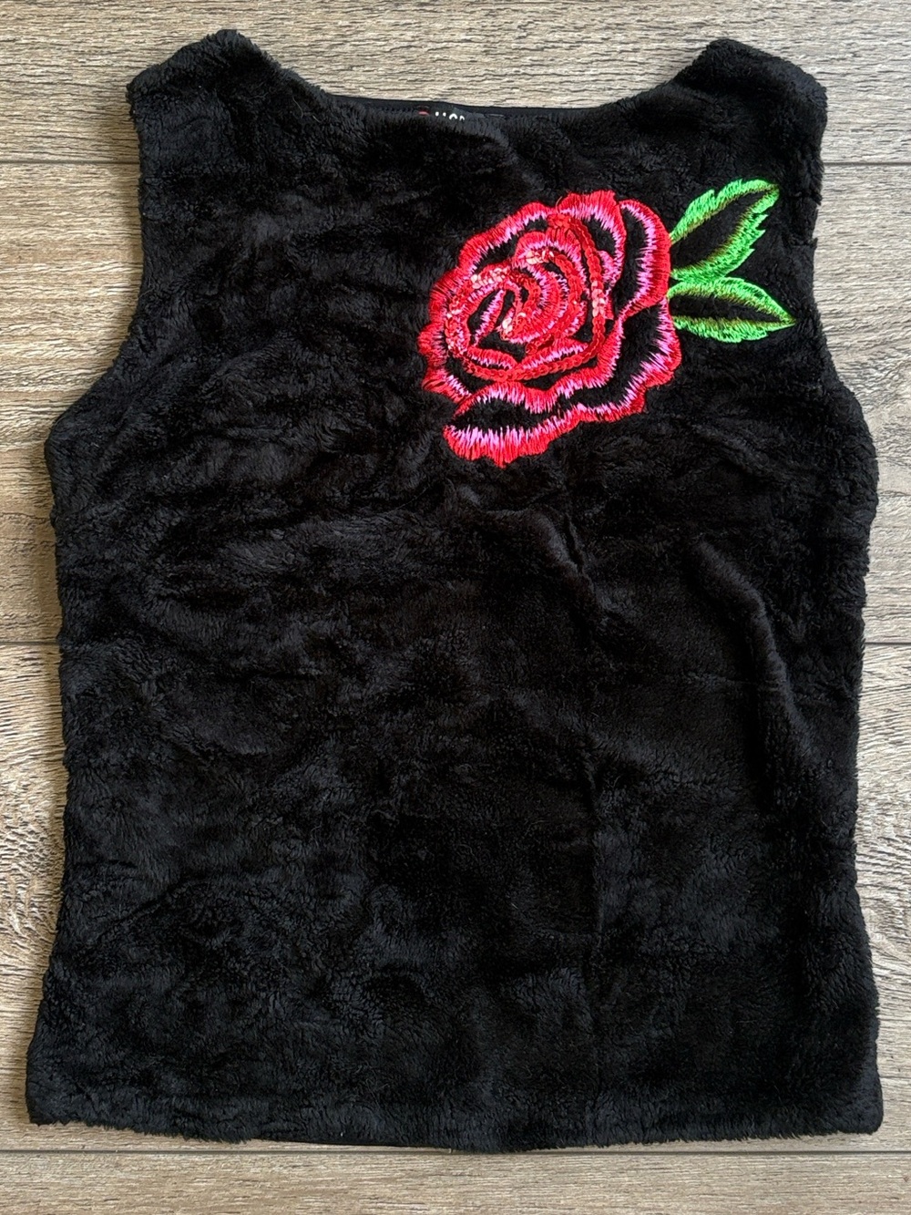 Vintage Morgan de Toi Euro Black Faux Fur Tank w Red Rose Embroidery Detail